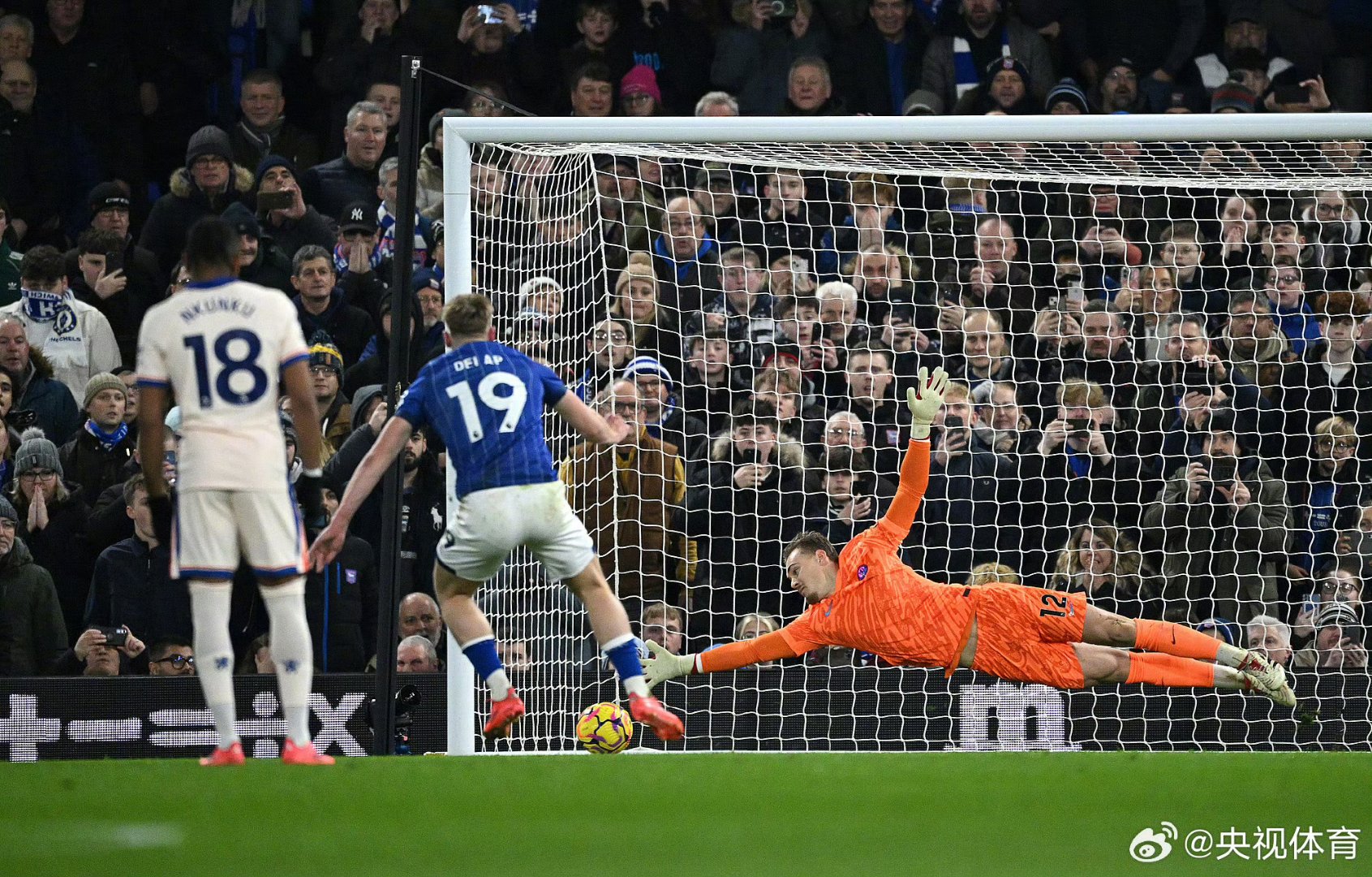 切尔西鏖战阿森纳，格列兹曼关键制胜