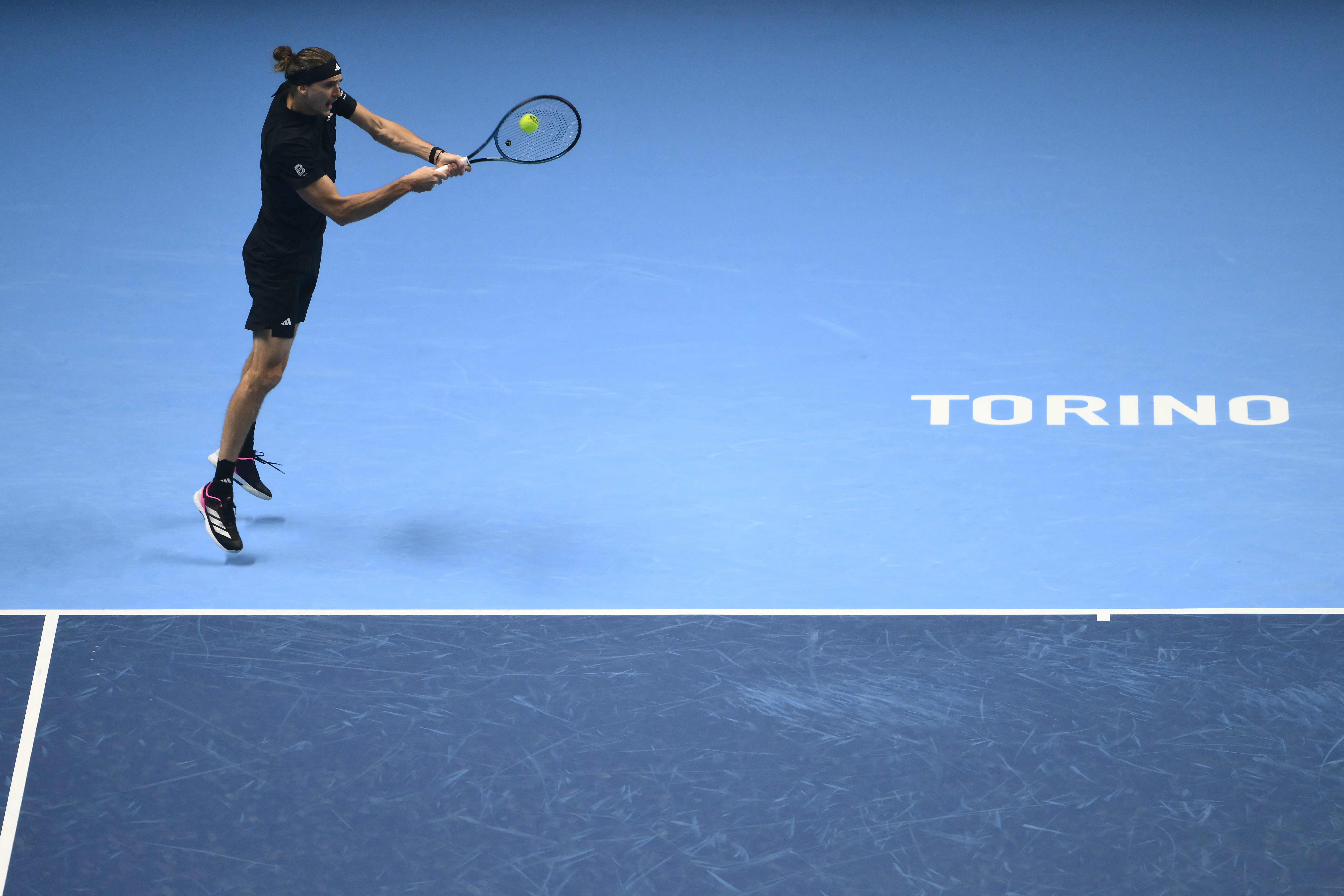 ATP总决赛翻盘澳网,辛纳扛起全队 ATP总决赛翻盘澳网,辛纳扛起全队